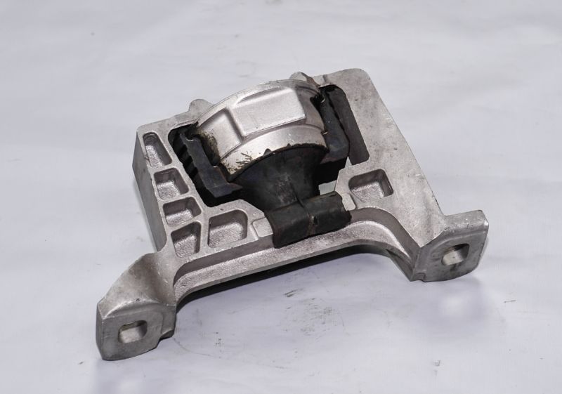 FREESTYLE ÇIKMA YEDEK PARÇA FOCUS LL DİZEL SAG MOTOR TAKOZU